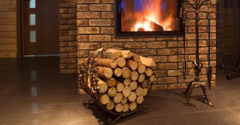 Welches Holz eignet sich für den Kamin? Ratgeber, Holzarten, Trocknung